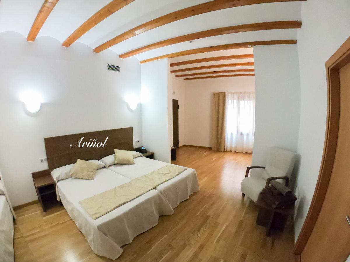 Valdealgorfa Hotel Baron Andilla מראה חיצוני תמונה