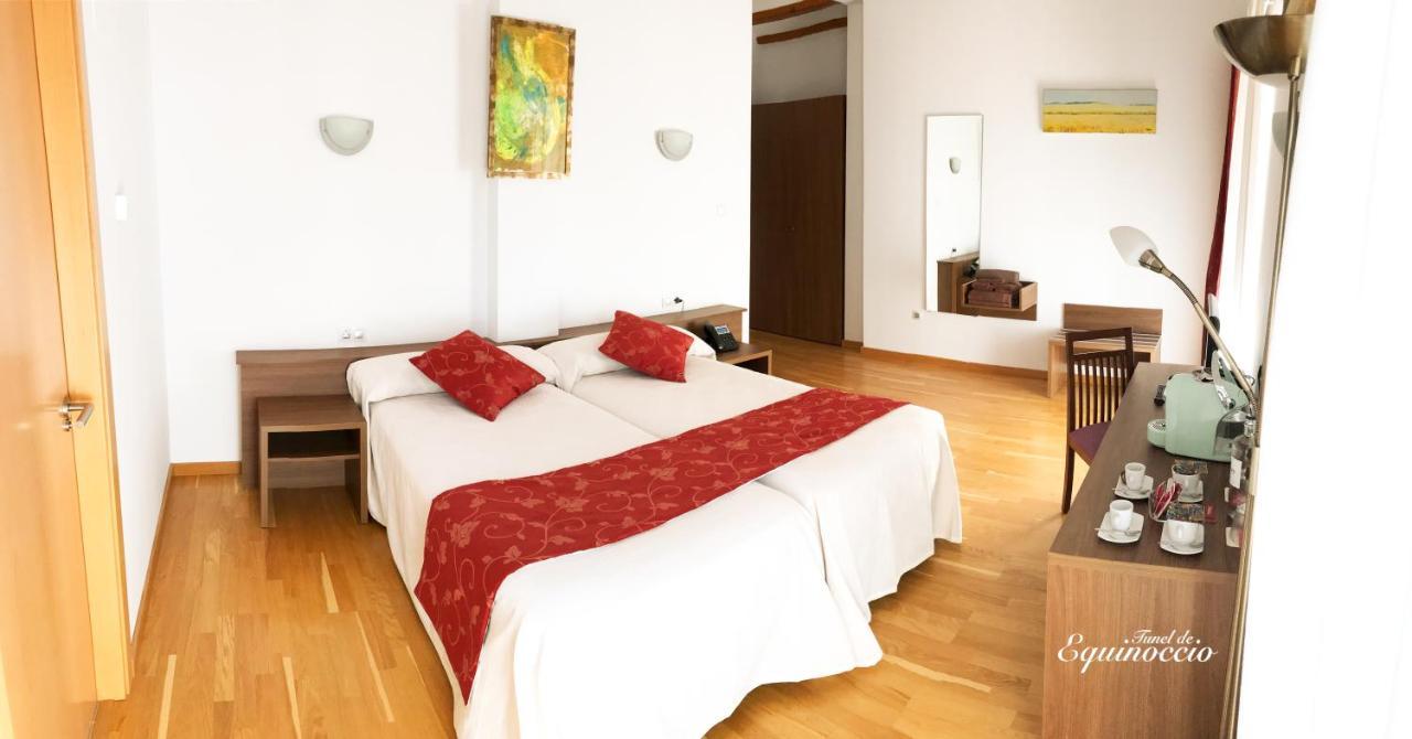 Valdealgorfa Hotel Baron Andilla מראה חיצוני תמונה
